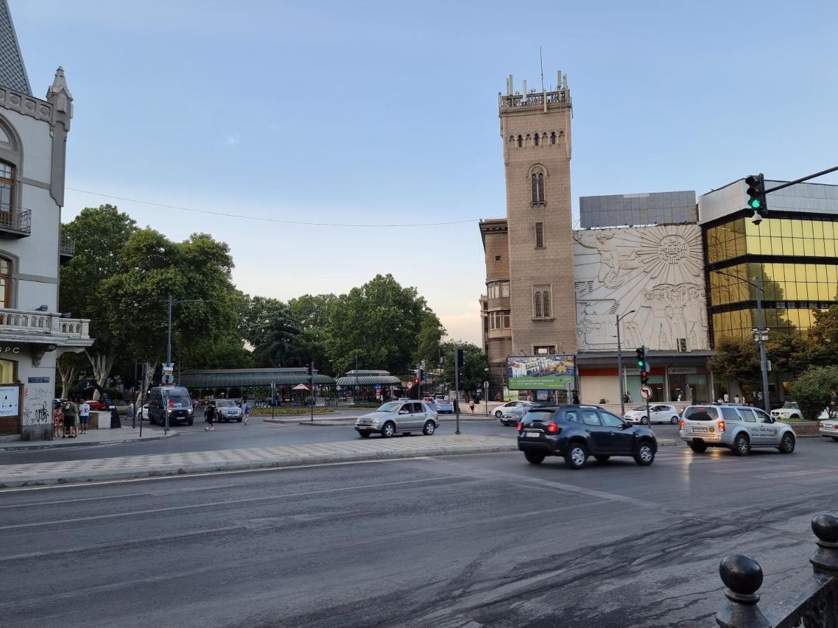 Old Tbilisi Freedom Square, Tbilisi Площадь Свободы Villa Ngoại thất bức ảnh