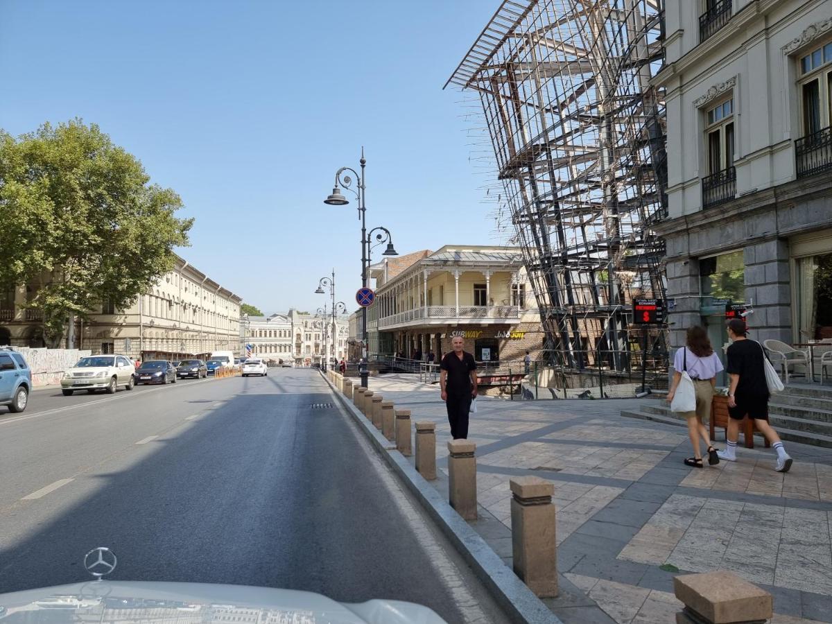 Old Tbilisi Freedom Square, Tbilisi Площадь Свободы Villa Ngoại thất bức ảnh