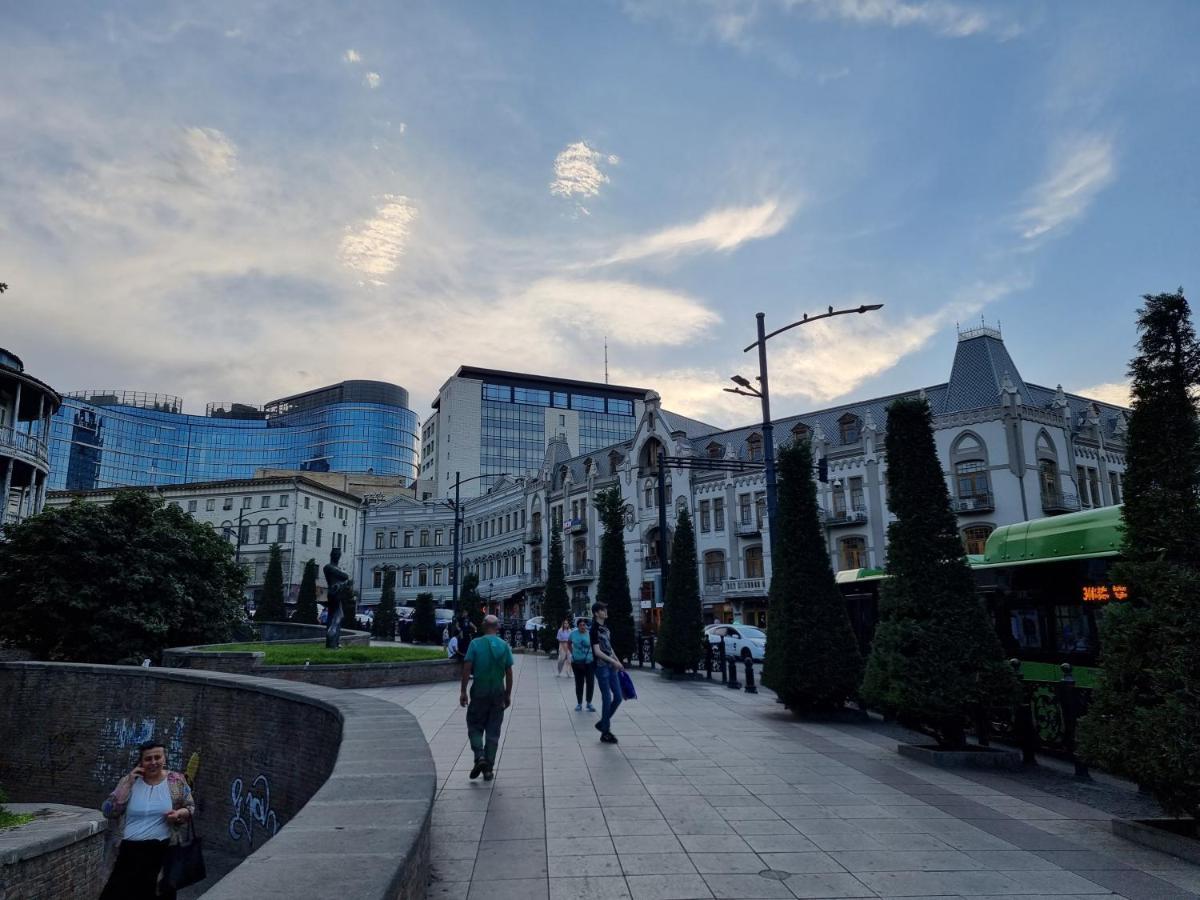 Old Tbilisi Freedom Square, Tbilisi Площадь Свободы Villa Ngoại thất bức ảnh