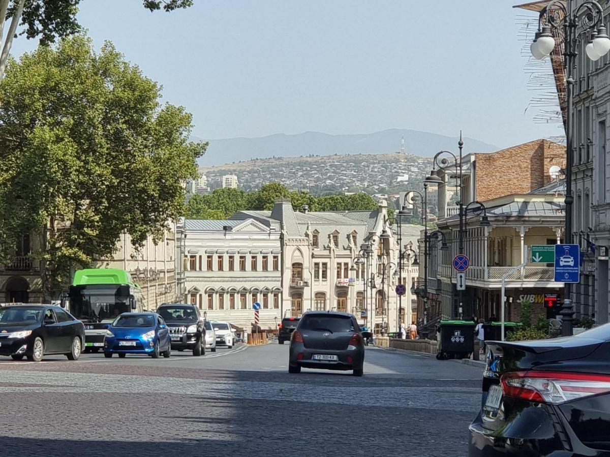 Old Tbilisi Freedom Square, Tbilisi Площадь Свободы Villa Ngoại thất bức ảnh
